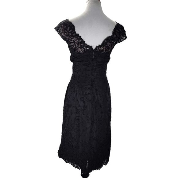 Vintage 50s Boat Neck Cocktail Dress Size 6 Black Embroidered Knee Length - Picture 3 of 16